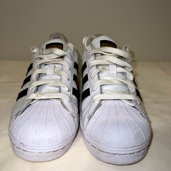 Men’s Adidas Superstar - Picture 7 of 7